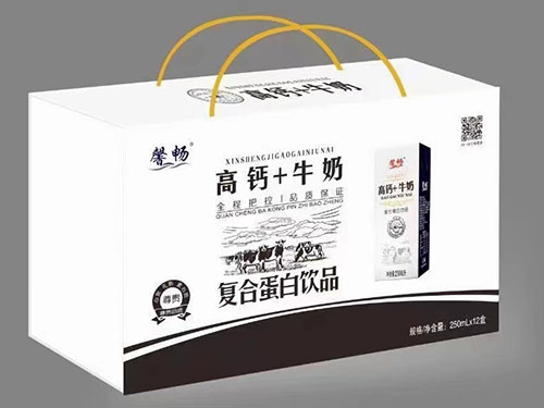 河南高钙+牛奶复合蛋白饮品礼盒