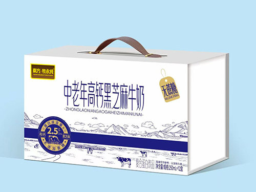 中老年高钙黑芝麻牛奶复合蛋白饮品礼盒