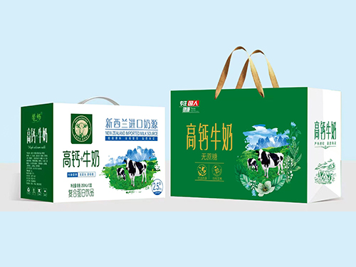 新西兰进口奶源高钙+牛奶复合蛋白饮品礼盒